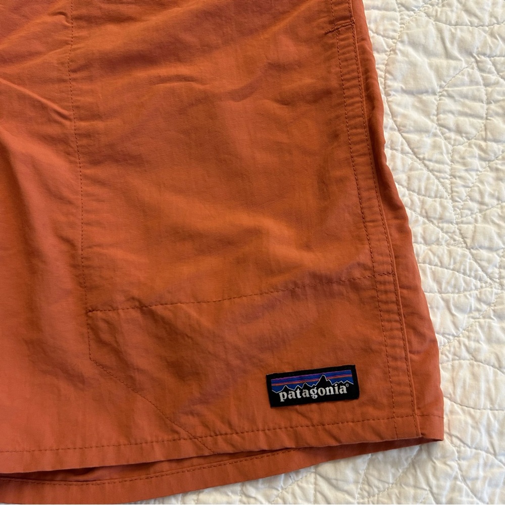 Patagonia Men’s Baggies Long Burnt Orange - Picture 3 of 6